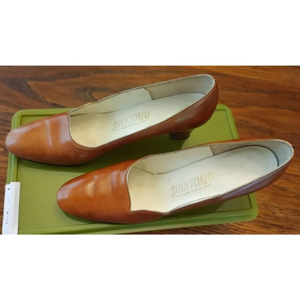 Luxe Retro Vintage Ladies Shoes d'Antonio NY Sable Brown 8 AA